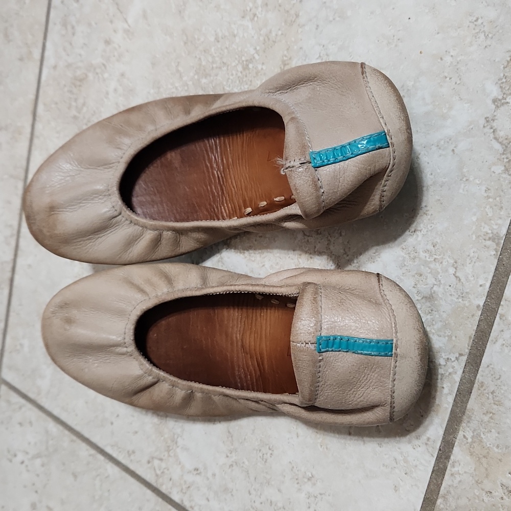 TIEKS flats Size 7 - Picture 4 of 10